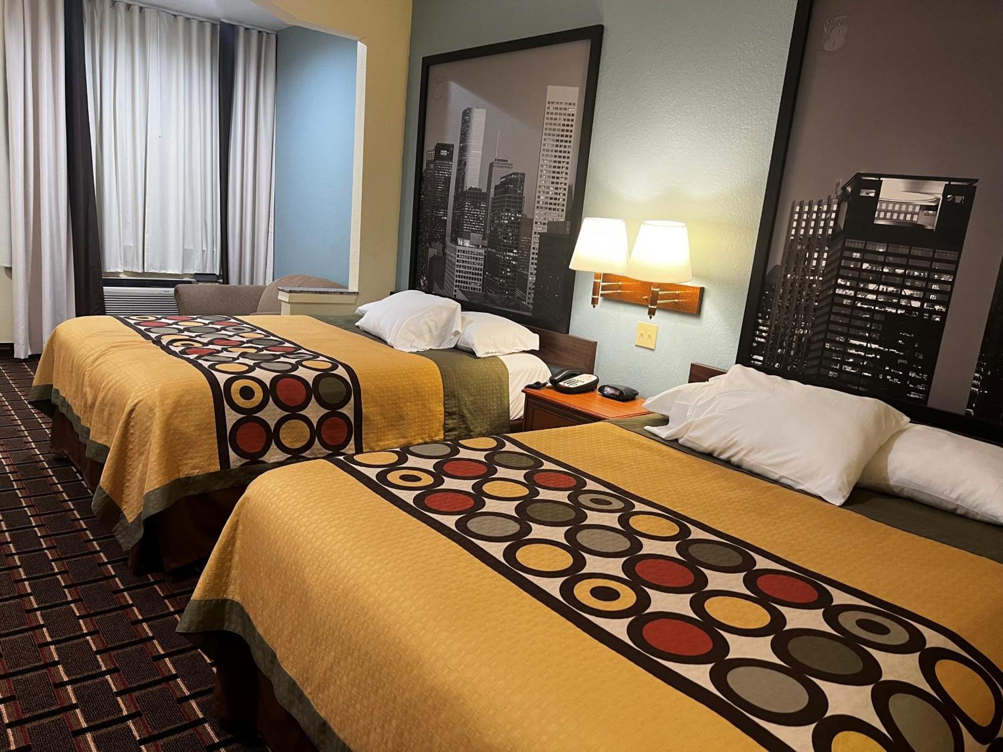 Super 8 By Wyndham Stafford Sugarland Area Hotel Екстериор снимка